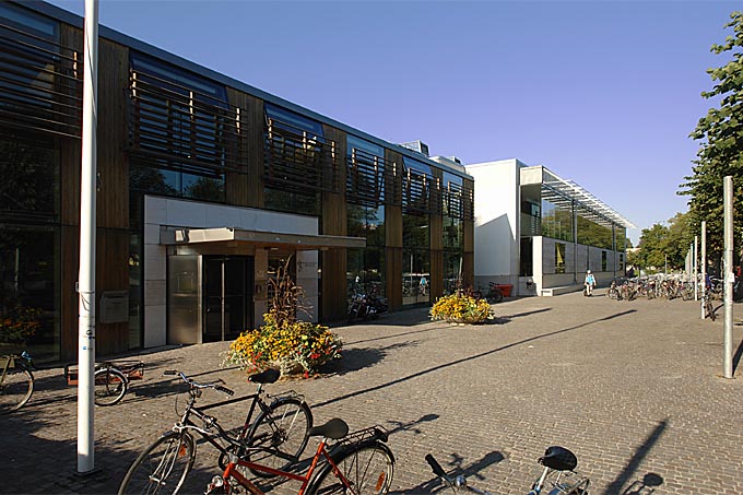 26. Sept. 2006   15:39   Visby Neubauten Hdskolan + Bibliothek